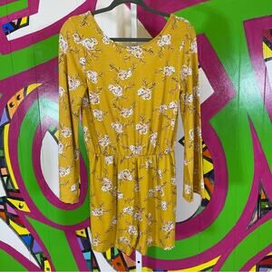 Roxy Girl, Floral Long Sleeve Scoop Back Romper, Size 14 XL. In excellent cond!